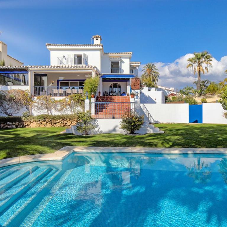 Villa 10 Luxe by Lirios Village Marbella - Superb Location and Heated Pool - Casa de 8 dormitorios - 37