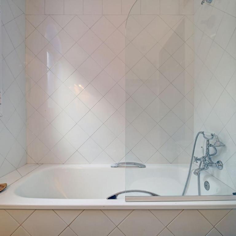 Villa 10 Luxe by Lirios Village Marbella - Superb Location and Heated Pool - Casa de 8 dormitorios - 41