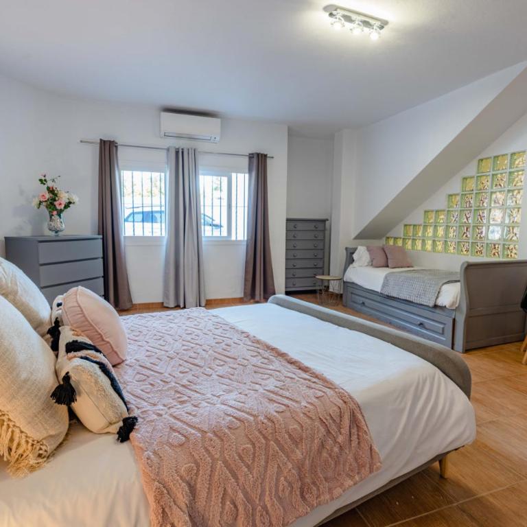 Villa 10 Luxe by Lirios Village Marbella - Superb Location and Heated Pool - Casa de 8 dormitorios - 64