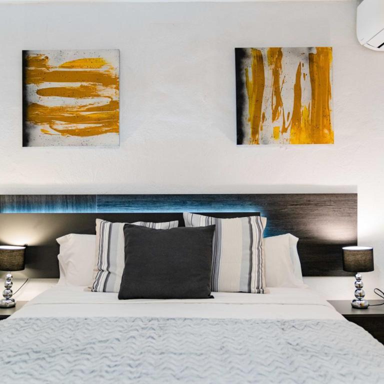 Villa 10 Luxe by Lirios Village Marbella - Superb Location and Heated Pool - Casa de 8 dormitorios - 70