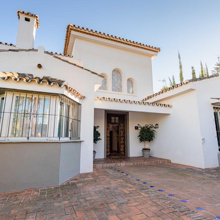 Villa 10 Luxe by Lirios Village Marbella - Superb Location and Heated Pool - Casa de 8 dormitorios - 81