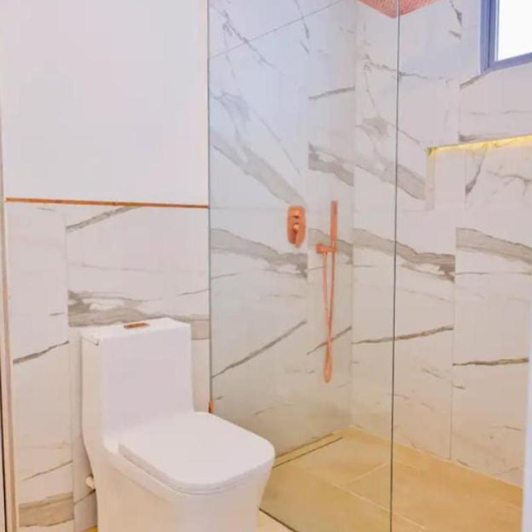 Apartamento con vista al mar, salida a la playa, aire acondicionado y jacuzzi - Apartment - 5