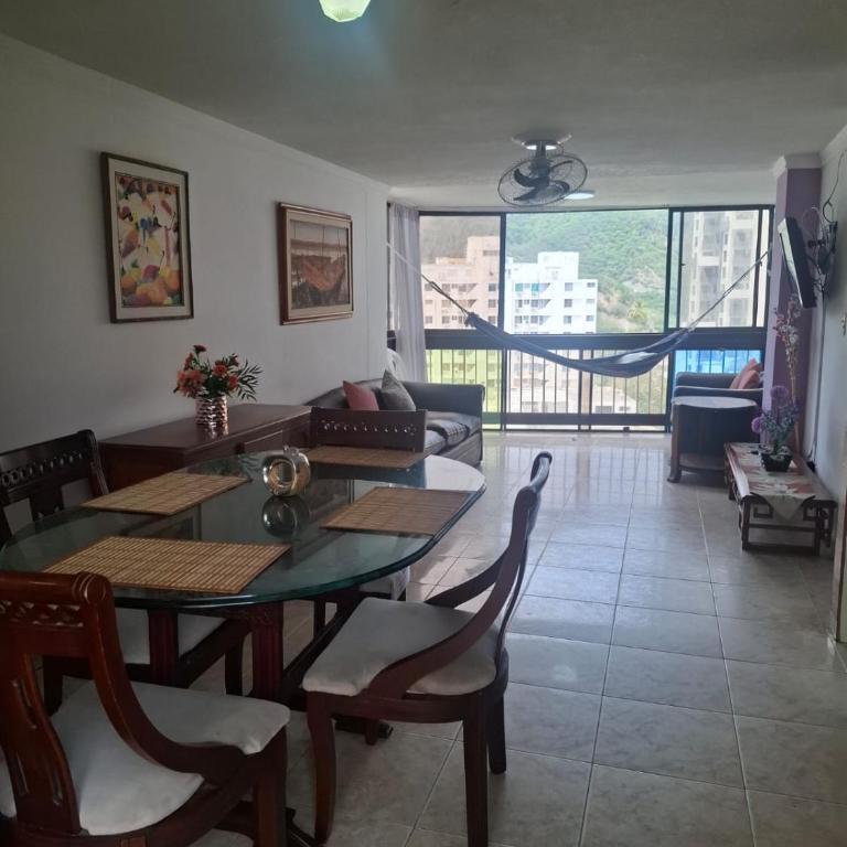 Apto Buritaca Piso 8 - Three-Bedroom Apartment - 2