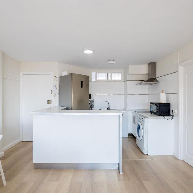 GuestReady - Fuentebravia with terrace and pool - Two-Bedroom Apartment - 7