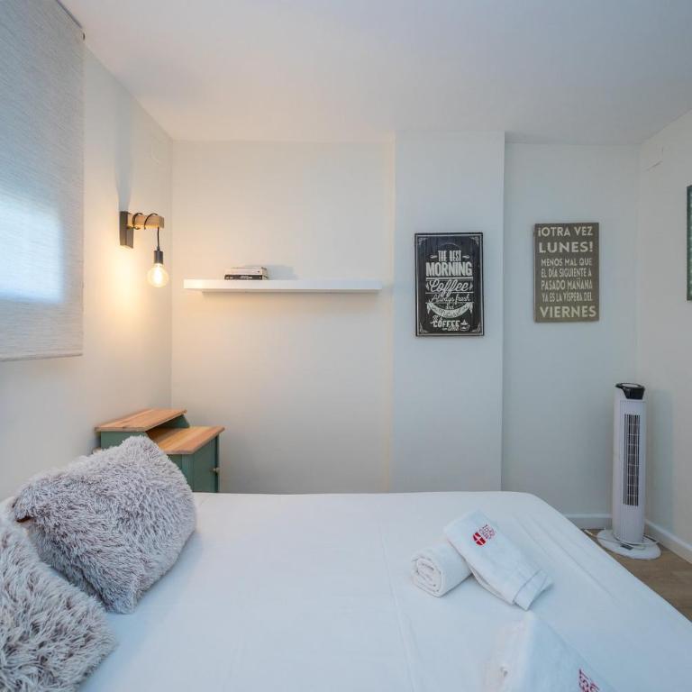 GuestReady - Fuentebravia with terrace and pool - Two-Bedroom Apartment - 14