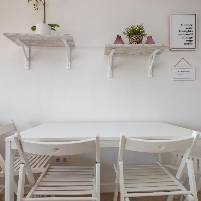 GuestReady - Fuentebravia with terrace and pool - Two-Bedroom Apartment - 24