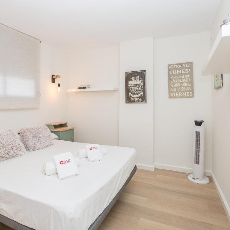 GuestReady - Fuentebravia with terrace and pool - Two-Bedroom Apartment - 4