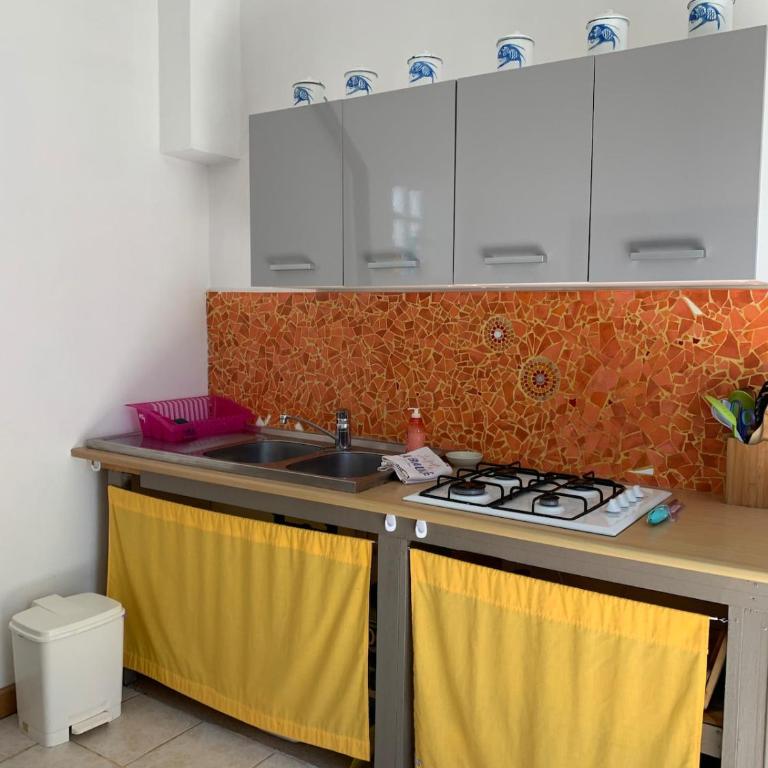 Madoujo petite villa à 200m de la plage - Maison 1 Chambre - 12