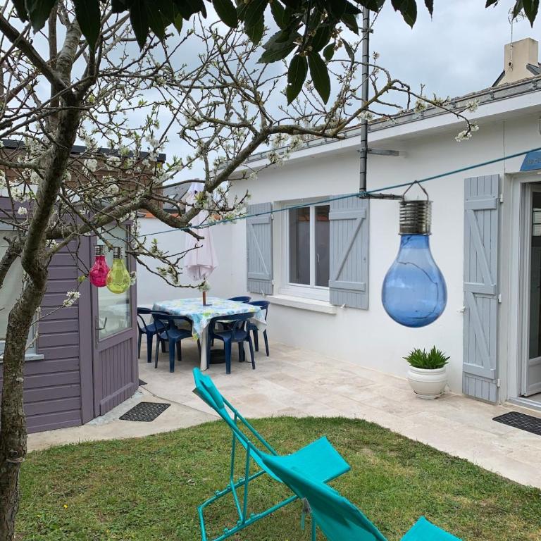 Madoujo petite villa à 200m de la plage - Maison 1 Chambre - 14