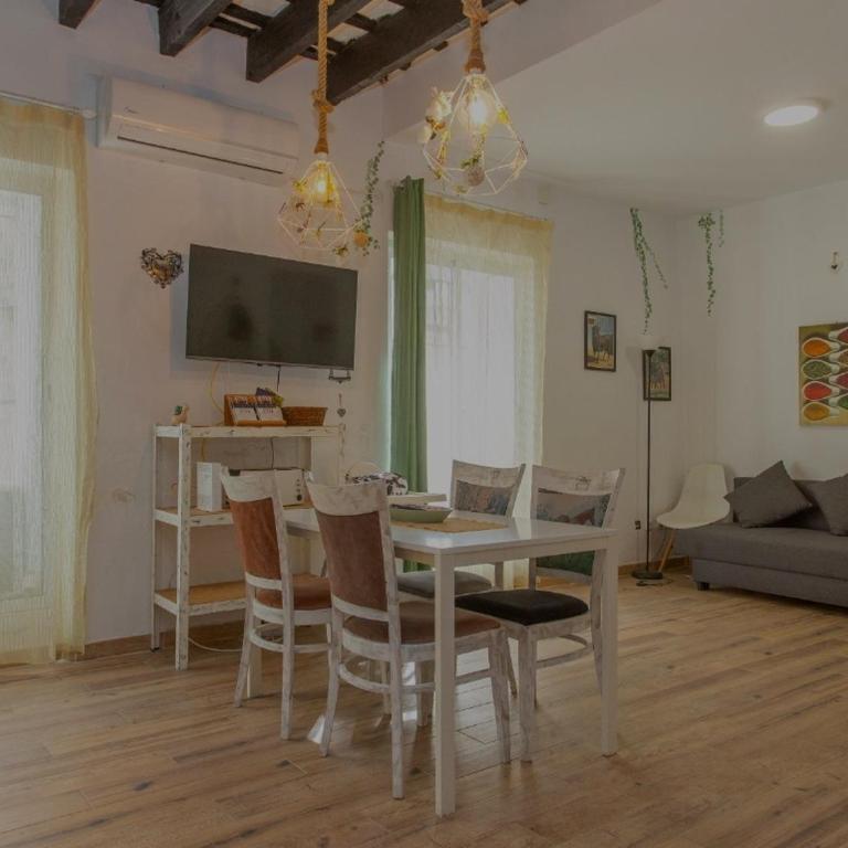 Solera Sherry - One-Bedroom Apartment - 4