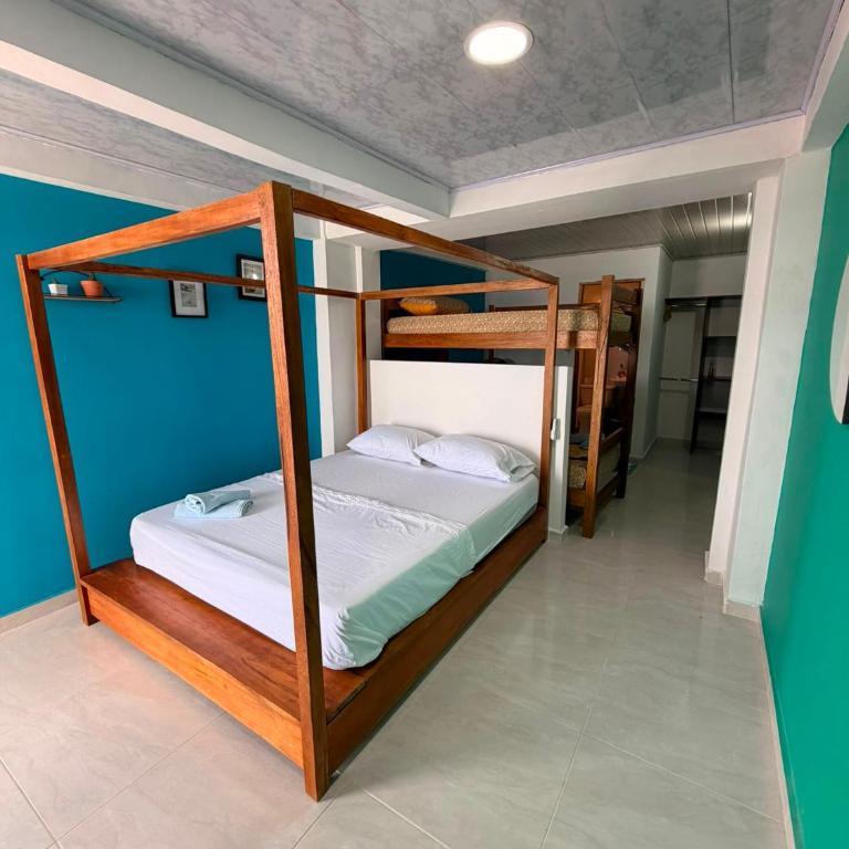 El Gran Jeronimo Hostal Rincon del Mar - Habitación Cuádruple con vistas al mar - 7