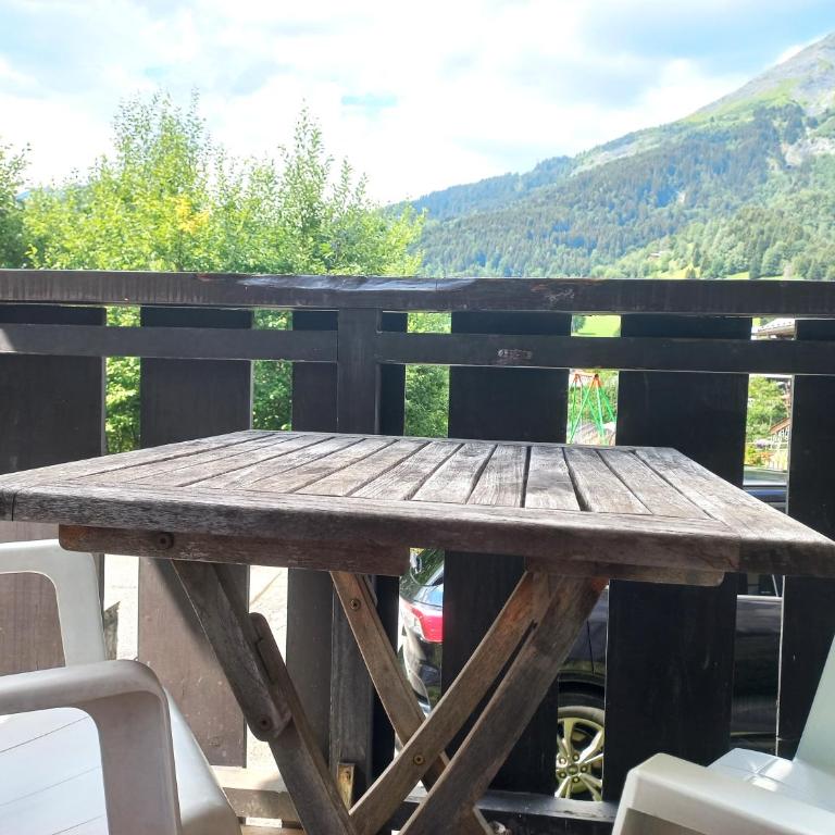 Cozy, village center, TMB Tour MontBlanc - Two-Bedroom Apartment - 2
