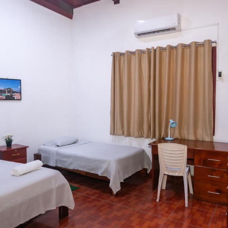 Linda Casona con piscina AC wifi mall para 12 personas - One-Bedroom Apartment - 4