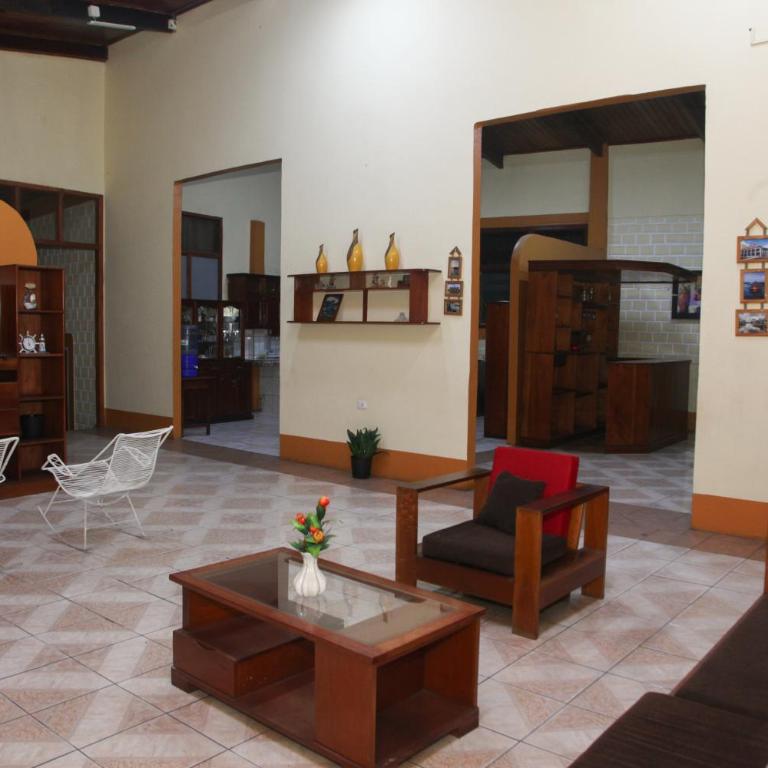 Linda Casona con piscina AC wifi mall para 12 personas - One-Bedroom Apartment - 10
