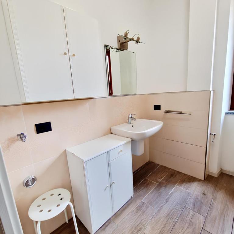 Tirano Family Hub - 3 Bedrooms, Parking&View - Three-Bedroom Apartment with Mountain View - 11