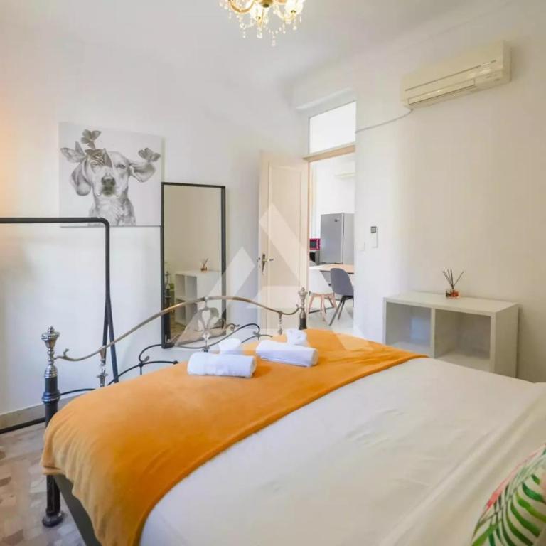 Monte Carlo Monaco border, hypercenter, familly friendly - monthly rent - Appartement 2 Chambres - 6