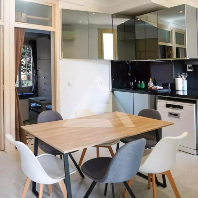 Monte Carlo Monaco border, hypercenter, familly friendly - monthly rent - Appartement 2 Chambres - 11