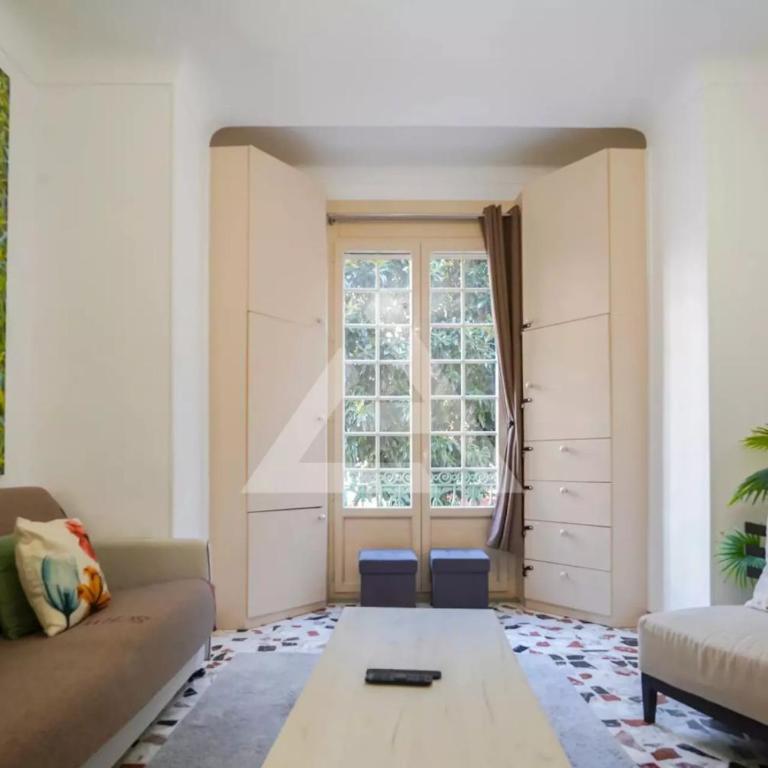 Monte Carlo Monaco border, hypercenter, familly friendly - monthly rent - Appartement 2 Chambres - 14