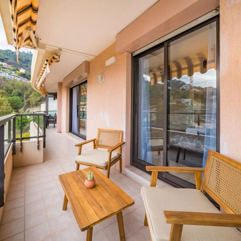 Monte Carlo Monaco Border, Swimming Pool, Parking, See View, Terrace - Appartement 2 Chambres - Vue sur Mer - 47