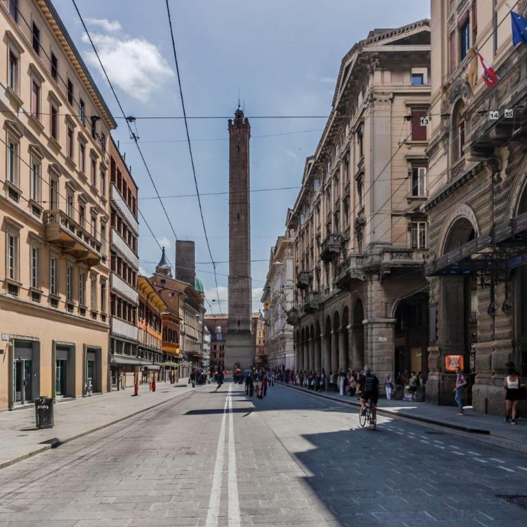 Rizzoli Luxury Towers View Apartment Bologna - Suite Appartamento con 3 Camere da Letto - 14