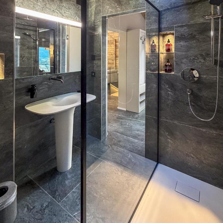 WOO® Loft Resort - Chalet mit 4 Schlafzimmern - 2