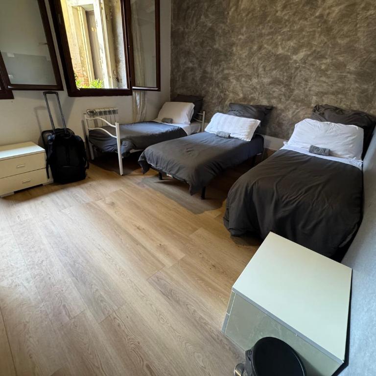 venice private rooms - Chambre Triple Économique - 1