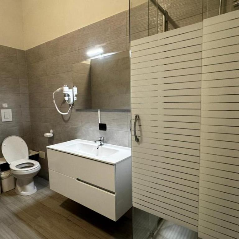 Dimora San Giovanni - Camera Deluxe (2 Adulti + 1 Bambino) - 2