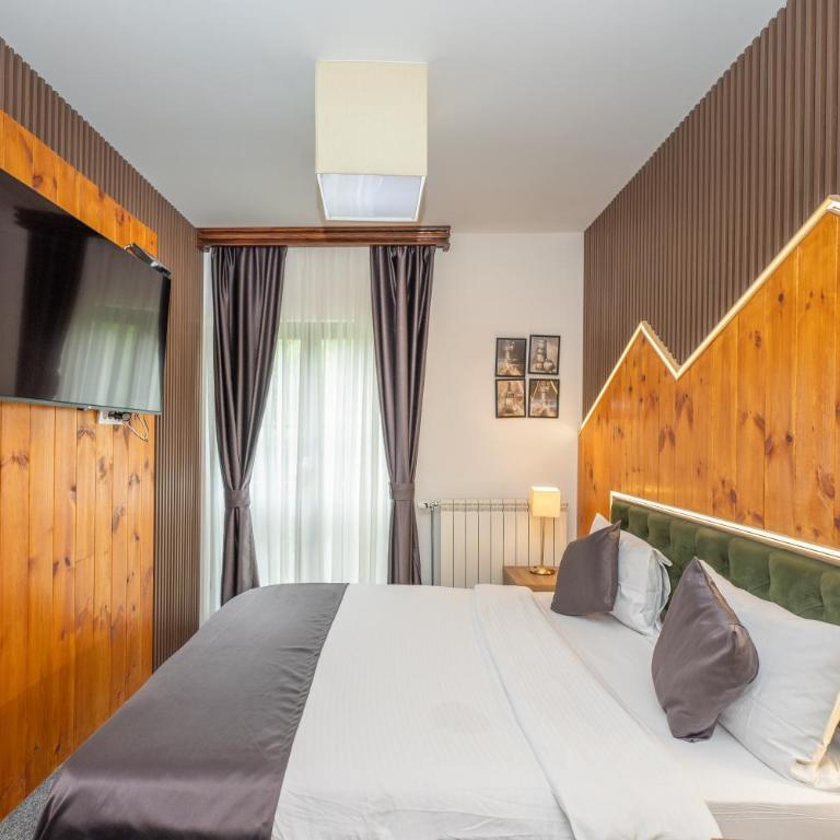 Rooms and apartmants Mirovic - Double or Twin Room - 13