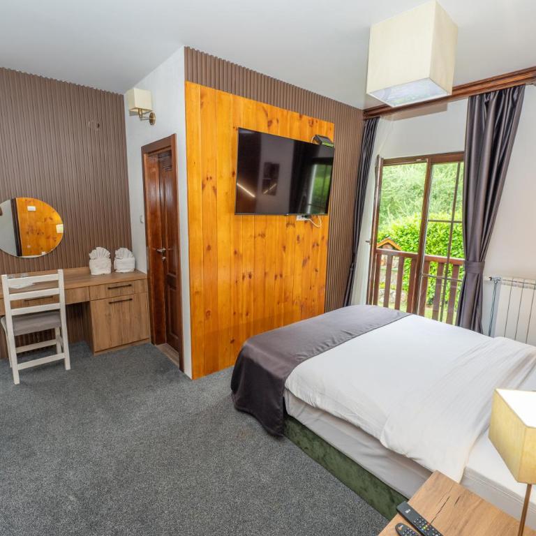 Rooms and apartmants Mirovic - Double or Twin Room - 12
