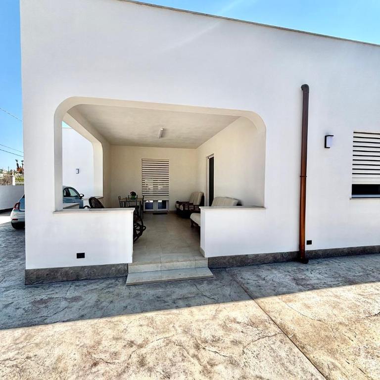 Villa Amurusa - zona Tonnarella - Mazara del Vallo - Villa con 2 Camere da Letto - 2