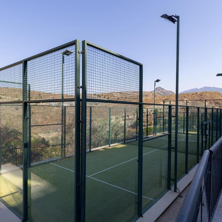 Los Flamingos Villa Padierna view - Two-Bedroom Apartment - 36