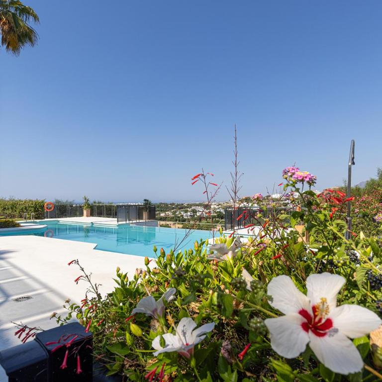 Los Flamingos Villa Padierna view - Two-Bedroom Apartment - 37