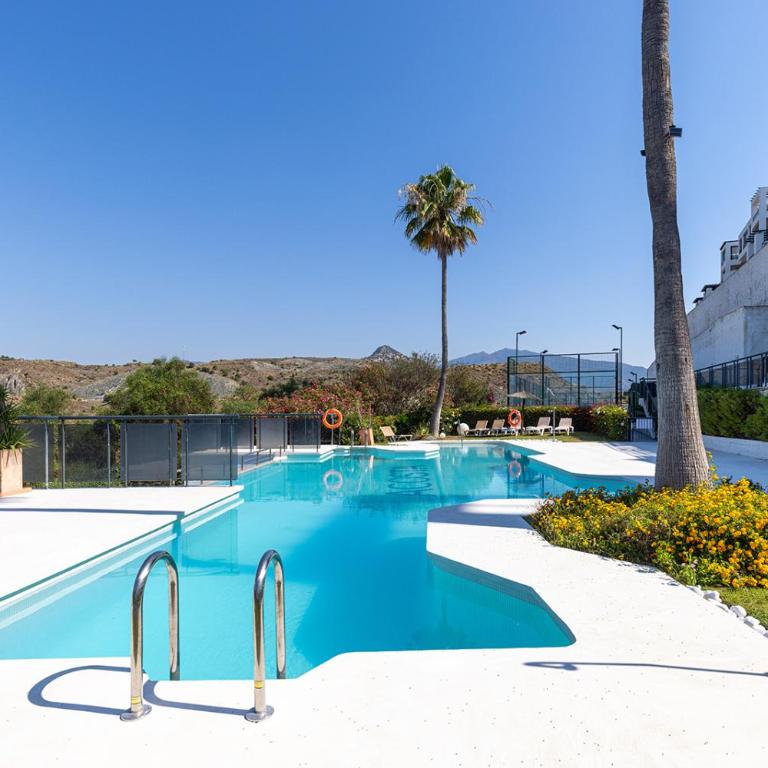 Los Flamingos Villa Padierna view - Two-Bedroom Apartment - 39