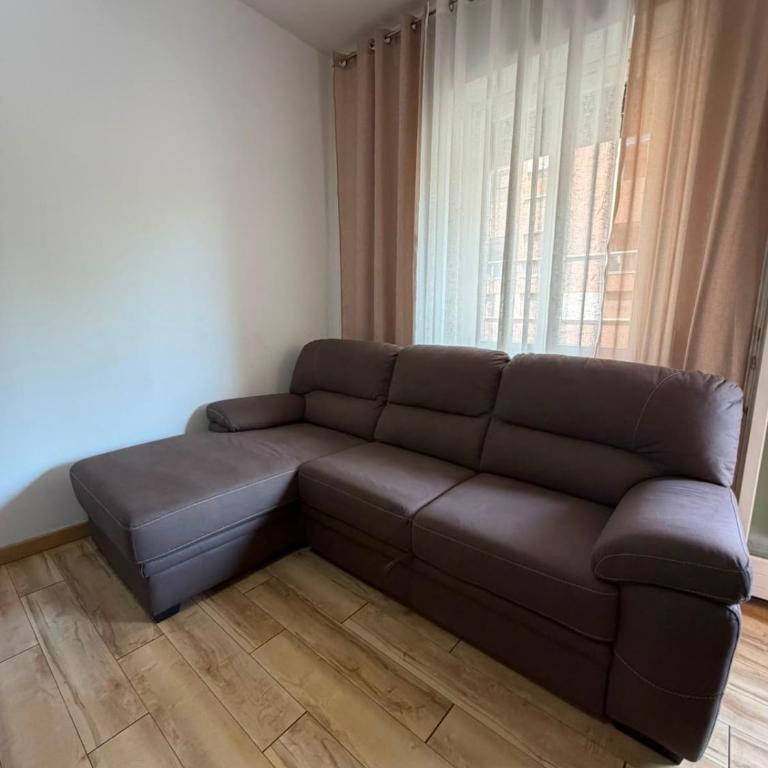 Casa Vacanza da ELENA 3 - Bilocale in prossimità della Stazione FS Verona Porta Nuova - Appartamento con 2 Camere da Letto e Balcone - 16