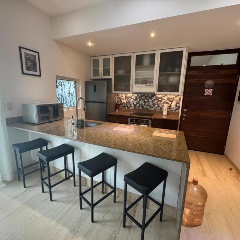 App Condo 1 room, full kitchen, 2 private balcon, rooftop 24h pool sea view, free acces gym - Apartamento de 1 dormitorio - 5