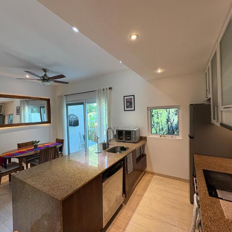 App Condo 1 room, full kitchen, 2 private balcon, rooftop 24h pool sea view, free acces gym - Apartamento de 1 dormitorio - 13