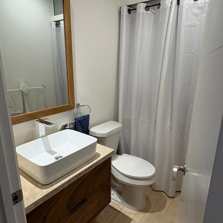 App Condo 1 room, full kitchen, 2 private balcon, rooftop 24h pool sea view, free acces gym - Apartamento de 1 dormitorio - 24