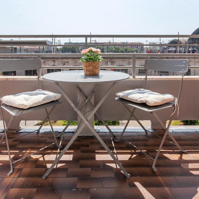 Petraz Central Station Milano - Appartamento Deluxe con 2 Camere da Letto e Balcone - 7