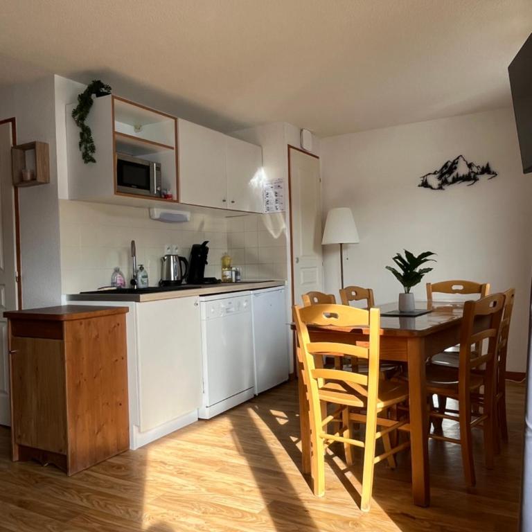 Pied piste avec terrasse - 6 pers - Appartement 2 Chambres - 3