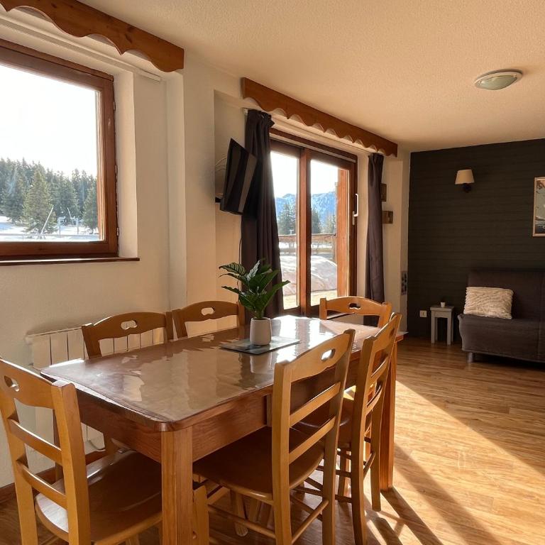 Pied piste avec terrasse - 6 pers - Appartement 2 Chambres - 4