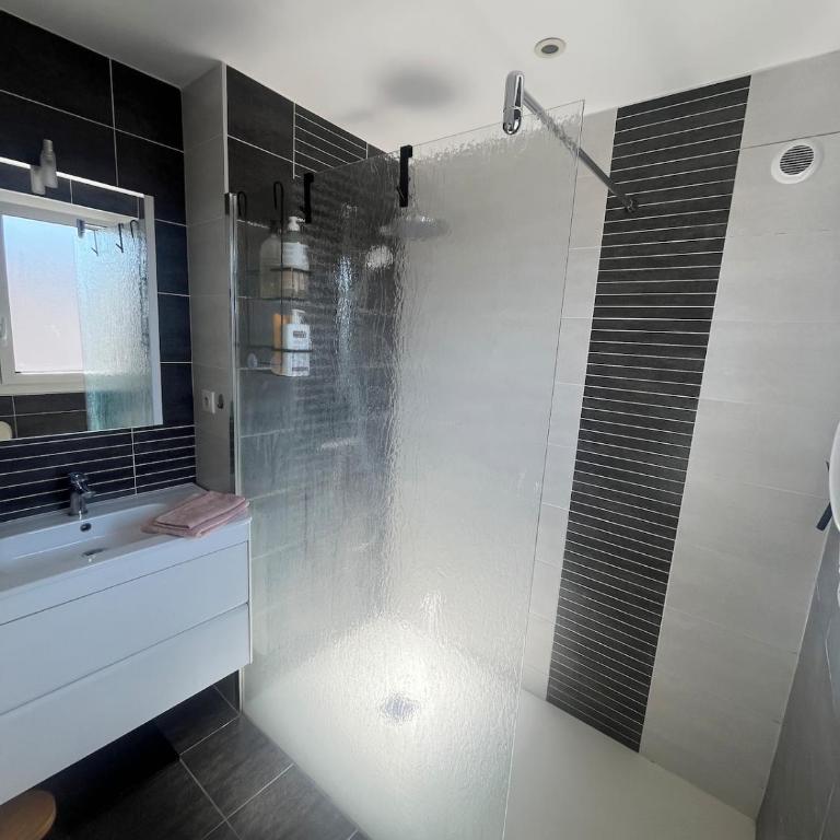 Charmant T2 - À deux pas des Halles - Parking - Appartement 1 Chambre - 11