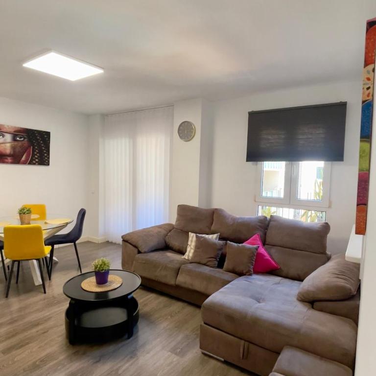 2 Bedroom Apartment Benalmadena - Apartamento de 2 dormitorios - 4