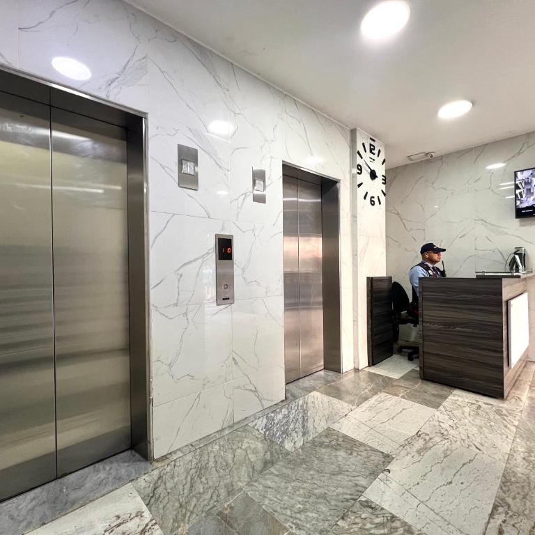 Apartaloft Premium Vista a la Ciudad y al Metro Parque Berrío - One-Bedroom Apartment - 43