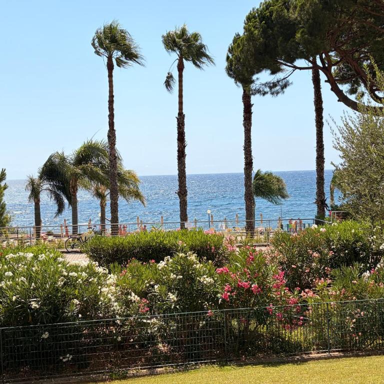 sea view apartartment - swimming p - car park - bikes - Appartamento con 1 Camera da Letto - 21