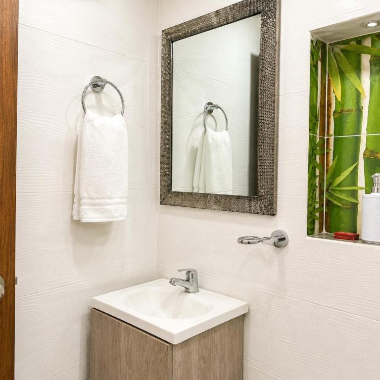 Estudio renovado Belén, ubicación e iluminación - Two-Bedroom Apartment - 11