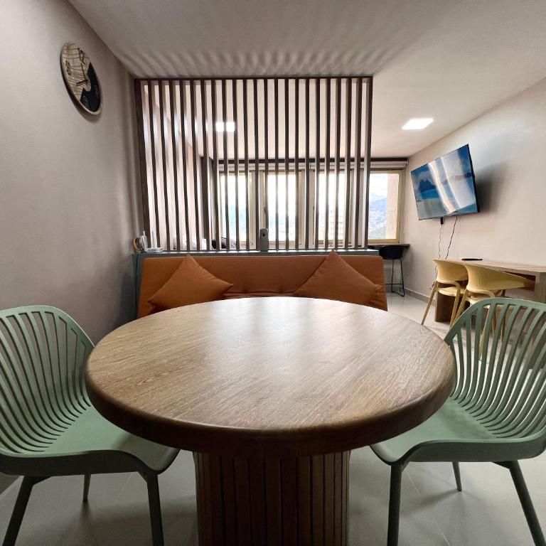 Apartaloft Premium Vista a la Ciudad y al Metro Parque Berrío - One-Bedroom Apartment - 13