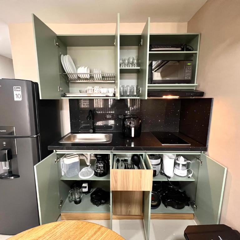 Apartaloft Premium Vista a la Ciudad y al Metro Parque Berrío - One-Bedroom Apartment - 7