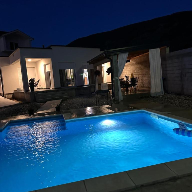 Villa Amy - Vila sa 3 Spavaće Sobe - 2