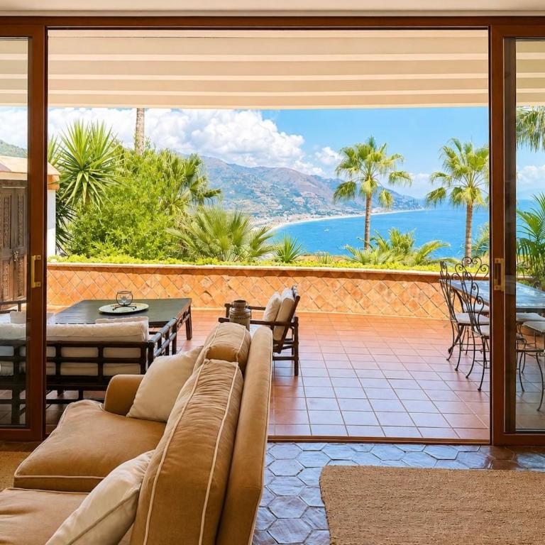 VILLA LOU TAORMINA Exclusive Private Villa with Panoramic Sea View Pool - Villa con Piscina Privata - 14