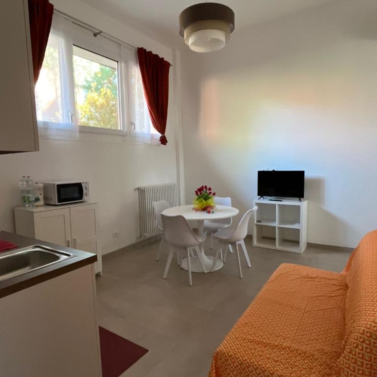 Portico Lemonia - Appartamento con 1 Camera da Letto - 2